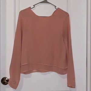 Pretty Peach Pearl Blouse 🌸